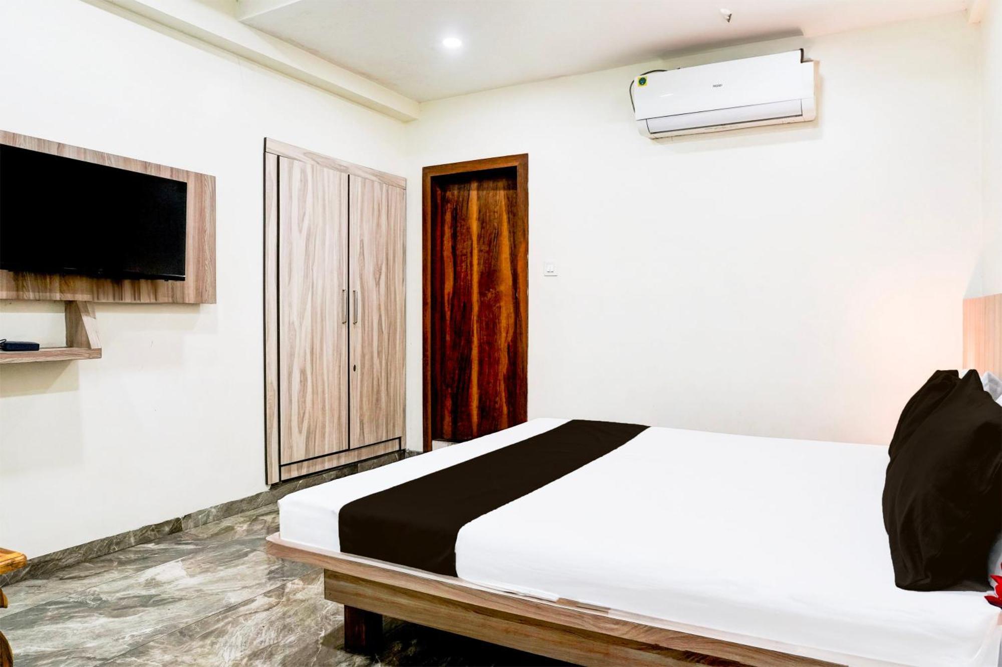 Super Hotel O Dombivali Formerly Pk Lodging Dombivli Exterior photo